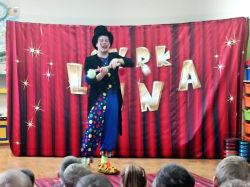 033
